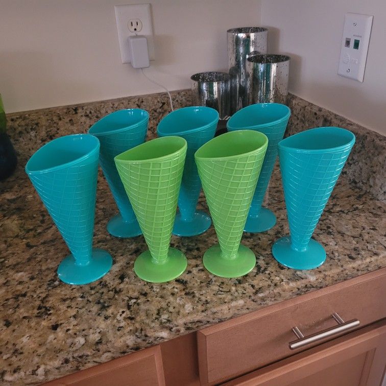 Outdoor Dessert Cups Turquiose & Green