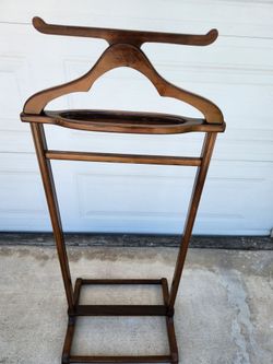 Vintage Mid-Century wooden valet stand with tie bar!