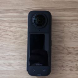 Insta360 X4 Bundle + Extra Battery + Stick + Accessories