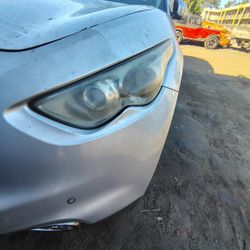 2009-2012 Infiniti FX35 Headlight Driver Left Side 