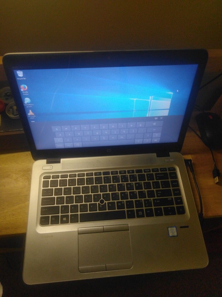 Hp Elitebook 850  i7 4gb Ddr4  250gb Win 10 And Office