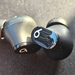 Beats By Dre Studio Buds