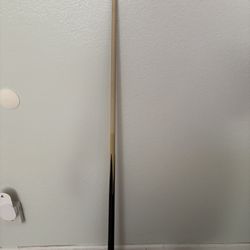New One Piece Solid Wood Pool Cue 52”
