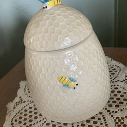 Honey Bee Cookie Jar! 