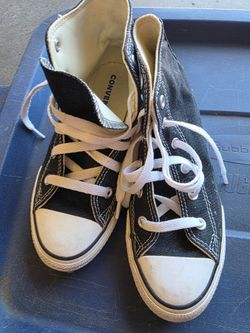 Converse kids size 1