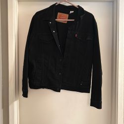 Levi Black Jean Jacket Used Very Little 