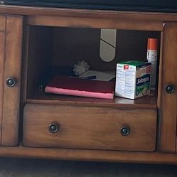 65 Inch Tv & Tv Stand In Great Condition 