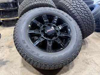 FREE DELIVERY 4x OEM NEW GMC Sierra 2500HD 20" Black Ultimate Rims Goodyear AT LT275/65r20 SENSORS
