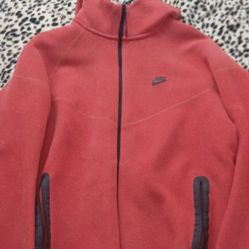 red nike tech