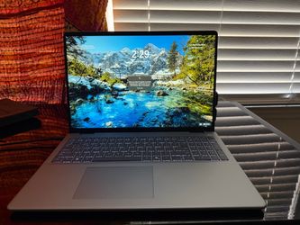 Dell 17 inch Laptop 32Gig RAM