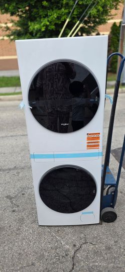 New 24" Brand new whirlpool washer Tower laundry Center ventless