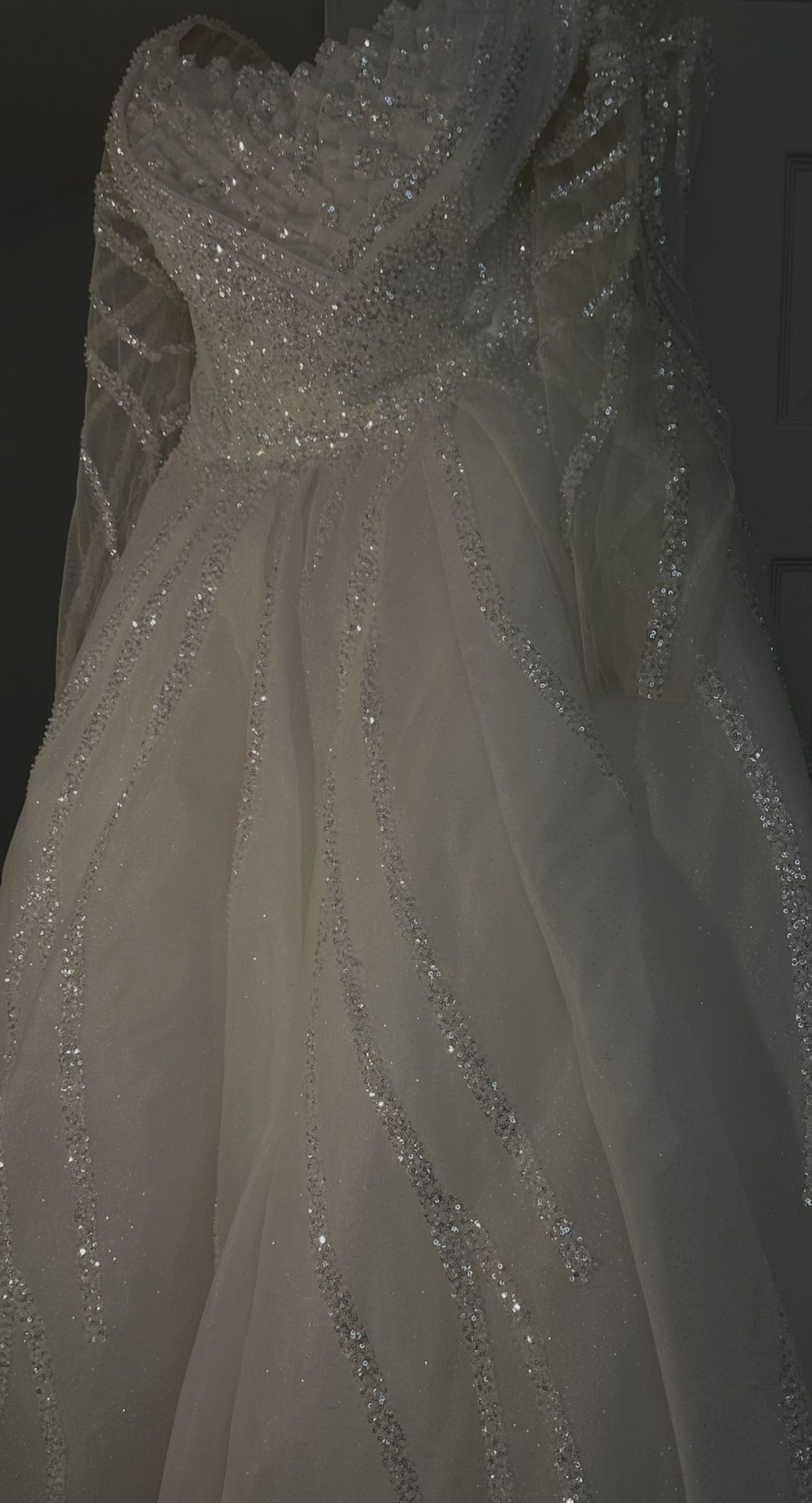 ✨ Gorgeous Bridal Gown