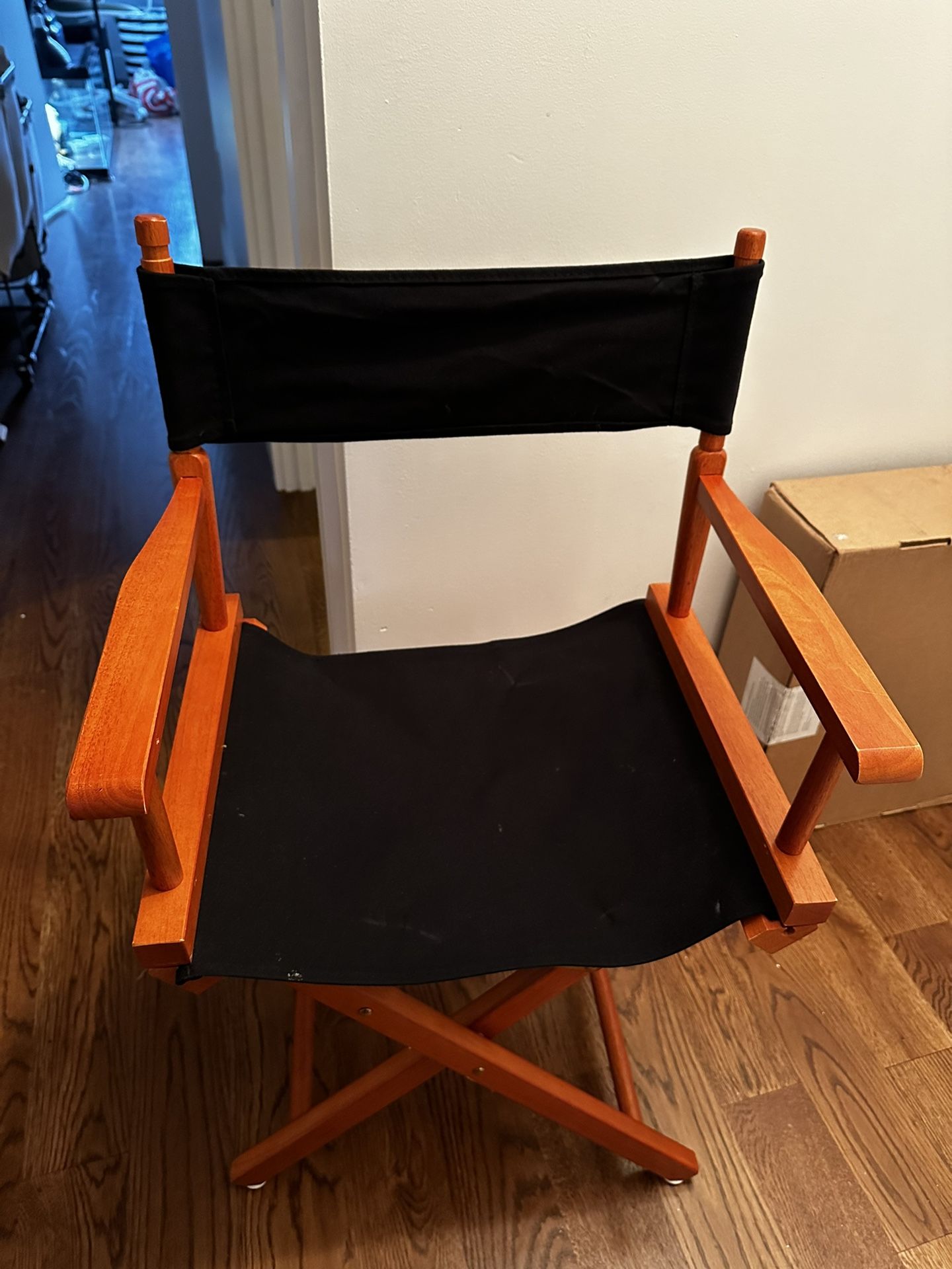 Foldable Director Chair