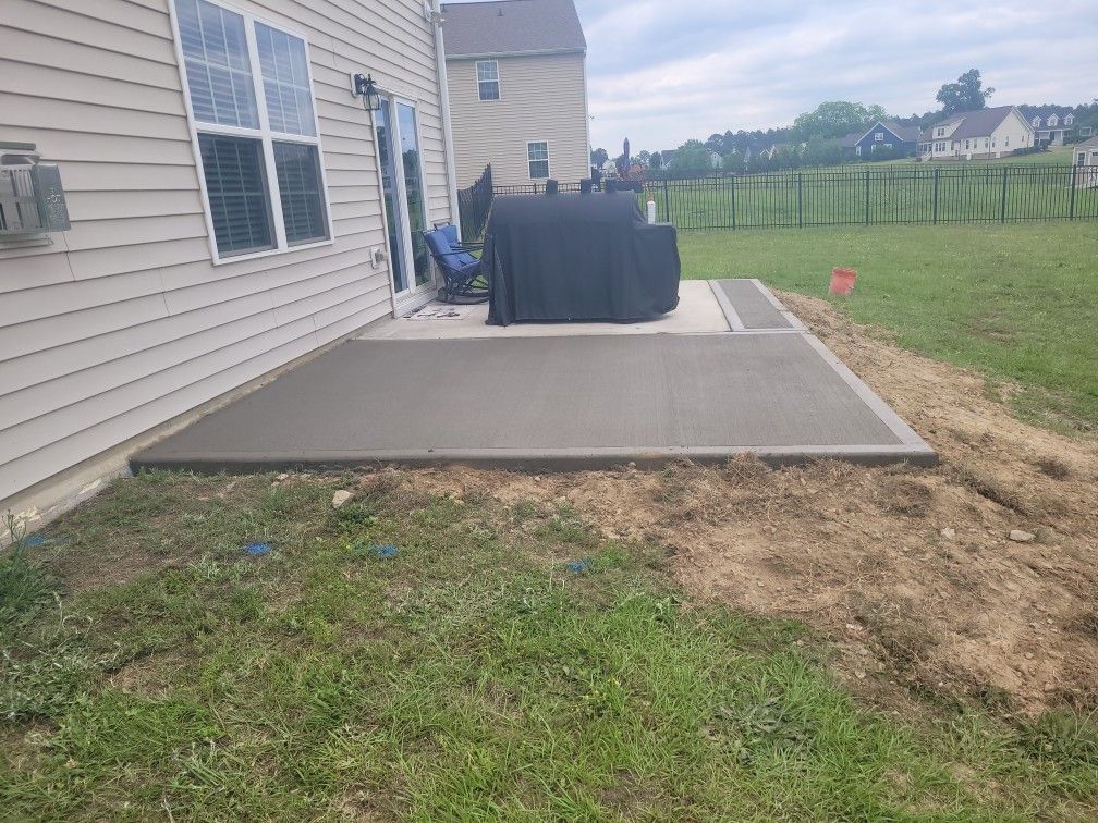 Azul Rv Concrete LLC 🐾 (contact info removed)