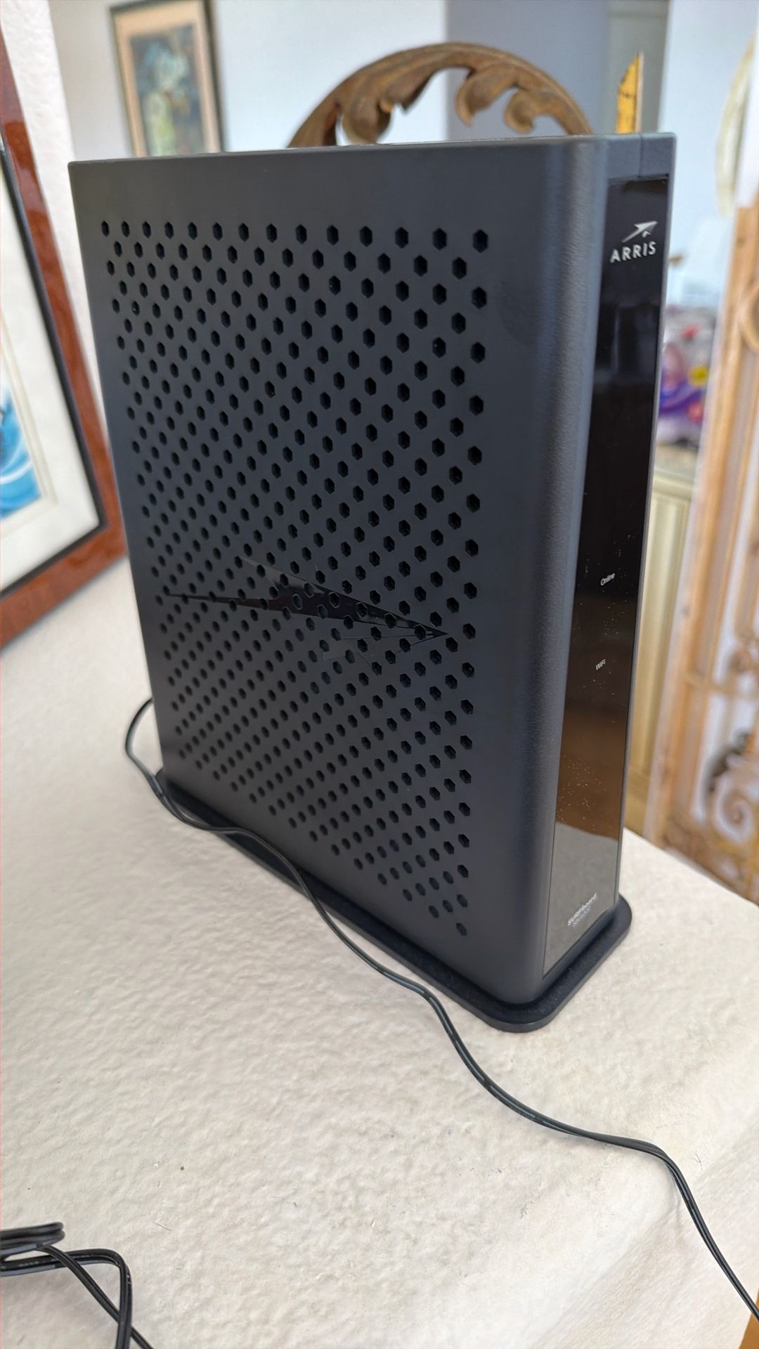 ARRIS SURFboard SBG8300 DOCSIS 3.1 Cable Modem & Wi-Fi Router (Dual-Band)