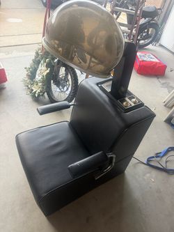 Hooded dryer salon chair.