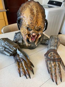 Predator movie mask and hands