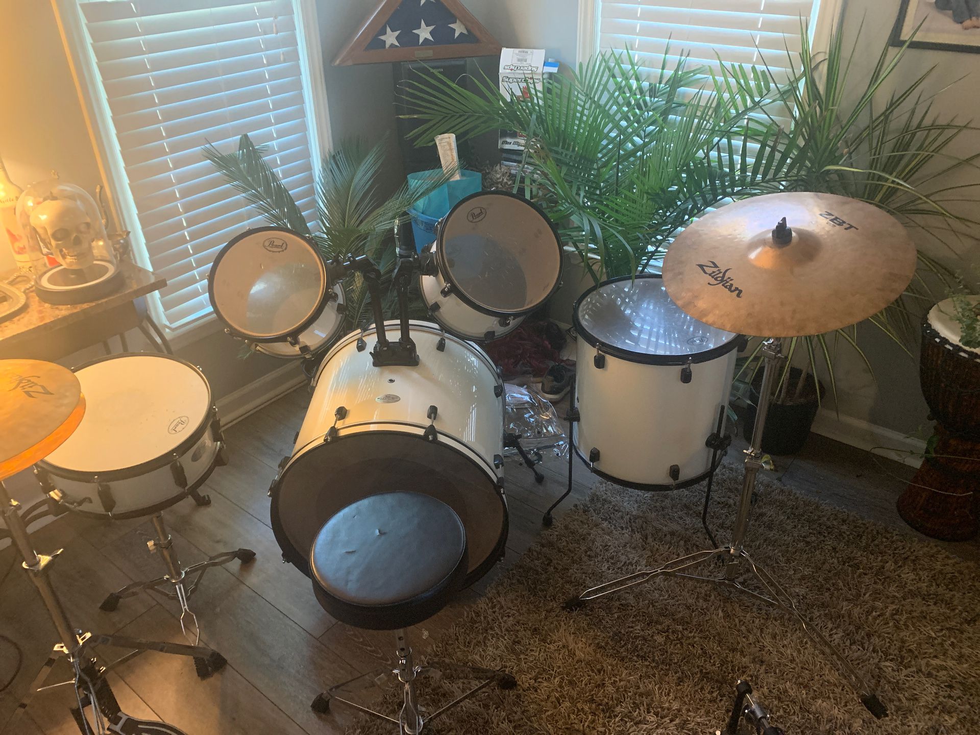 Pearl sound check drum set