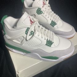 Nike Jordan 4 SB Pine Green Brand New