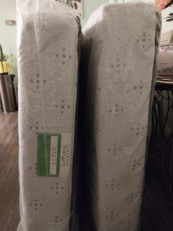 2 twin size en venta son para literas o camas individuales son memory foam son nuevos $150 dólares cada uno