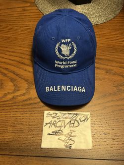 Balenciaga World Food Progamme hat