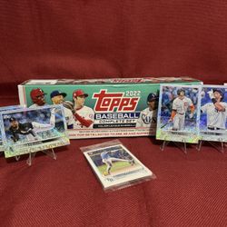 (Opened) Topps 2022 Major League Baseball Complete Set