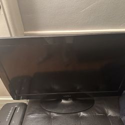 32 Inch Vizio Tv ( Not A Smart Tv)