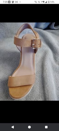 VICKI-VICKI Tan Wedge Espadrille Sandals Size 5