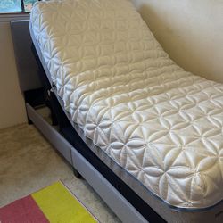 Twin XL Tempur-Pedic Adjustable Bed