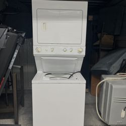 Electric 210 stackable washer/dryer Frigidaire 
