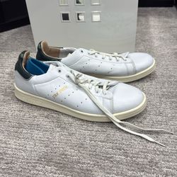 Mens Adidas Stan Smith Lux sneakers.