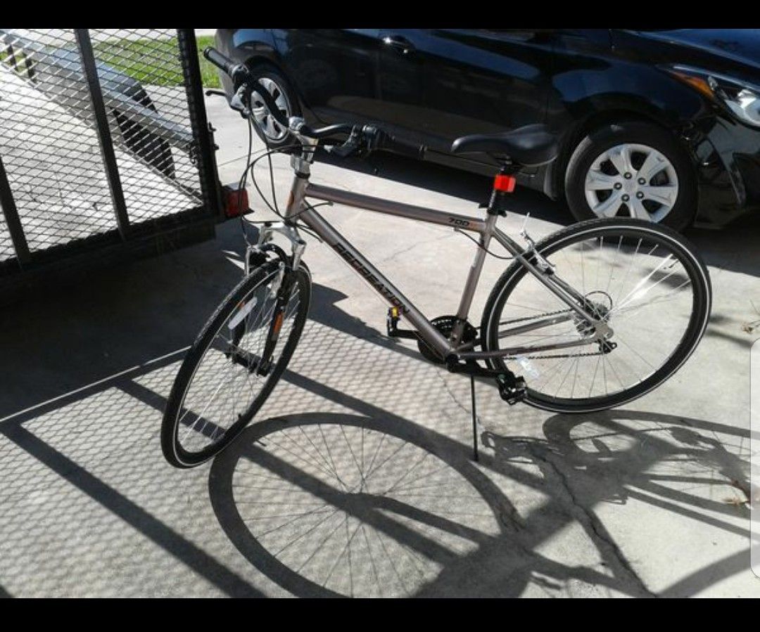 ☆☆ Recreation Journey Hybrid Bike 700H ☆☆☆