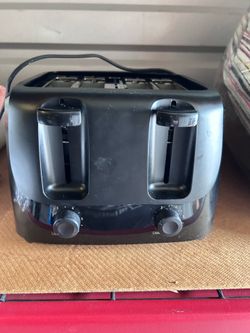 Black toaster