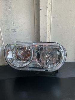 2008 - 2014 DODGE CHALLENGER - LEFT DRIVER SIDE HEADLIGHT OEM