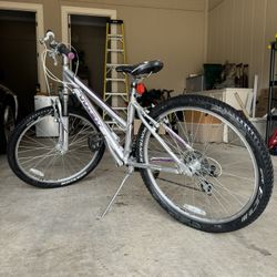 Trek Skye 26” Mountain Bike 