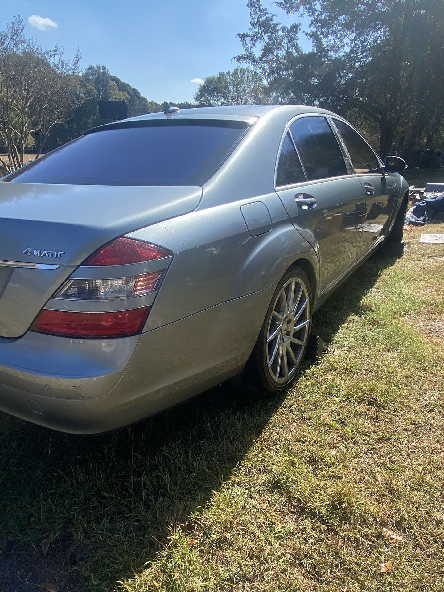 2008 Mercedes S550 4matic Part Out