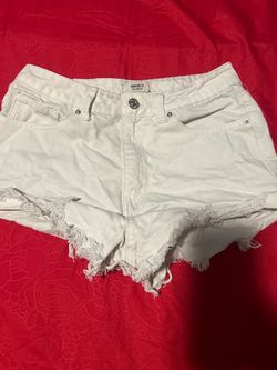 Forever 21 White Distressed Denim Shorts Size S