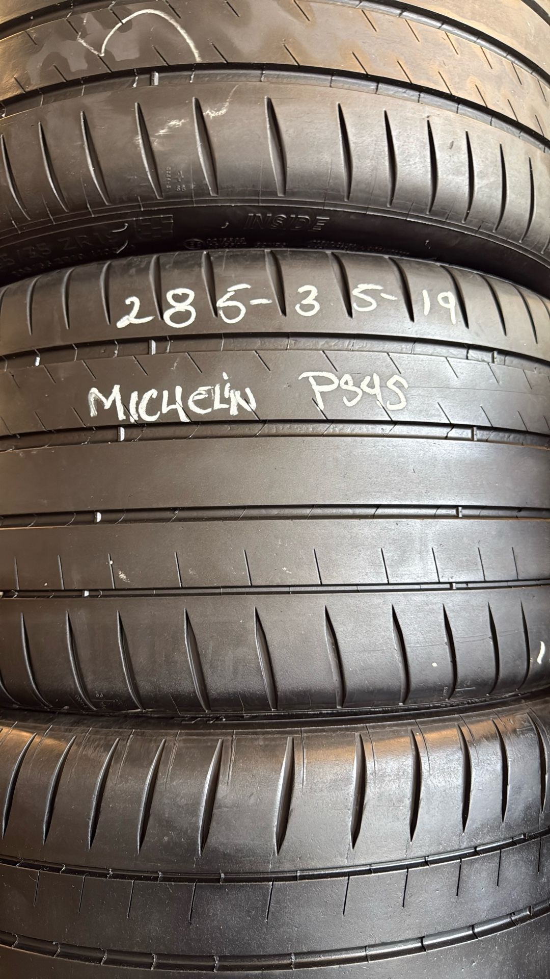 Two Tires (2) 285-35-19 Michelin Pilot Sport 4s