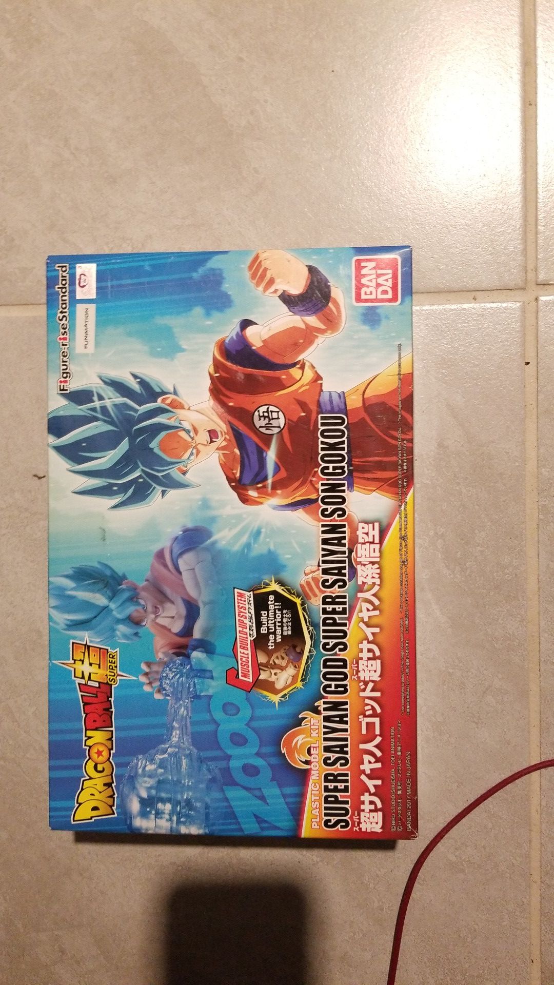 Super Saiyan God Goku Model Kit