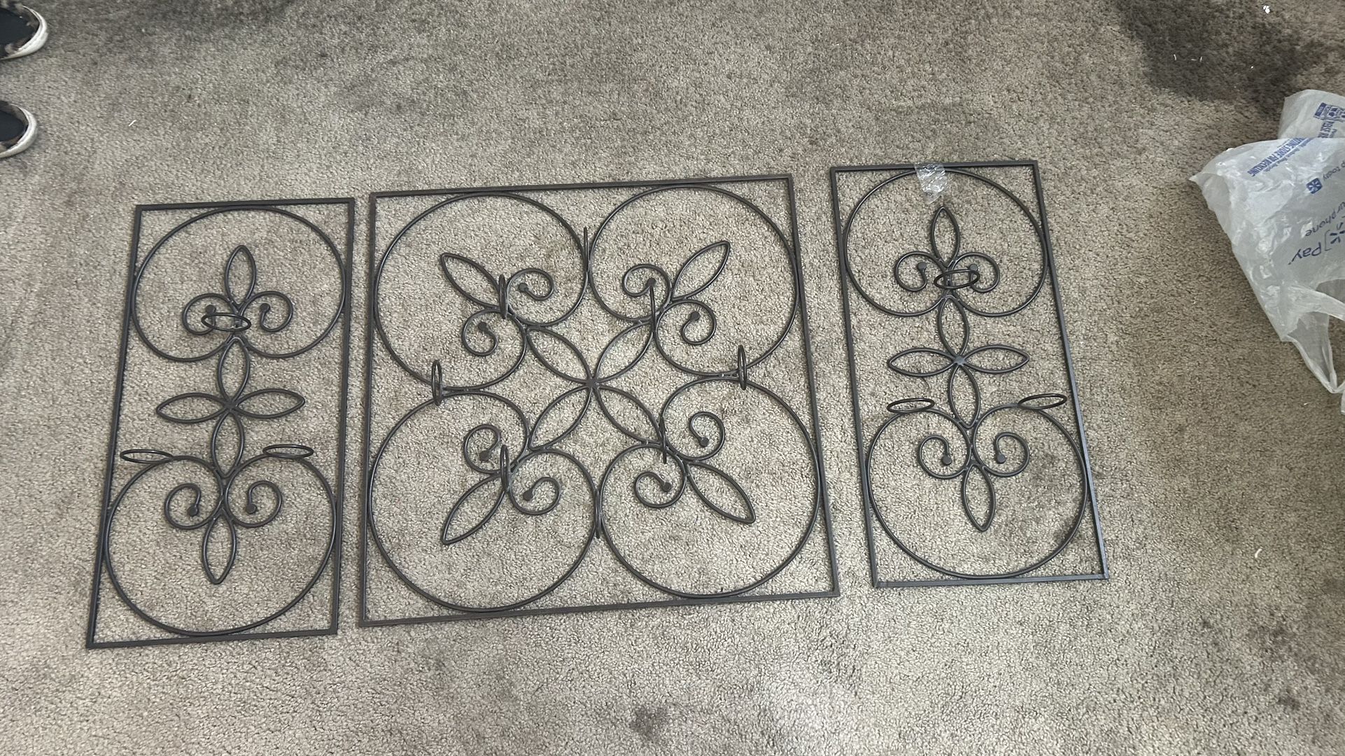 Wall decor candle holders