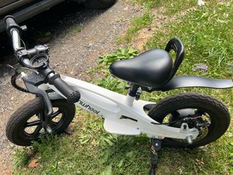 Isinwheel balance bike