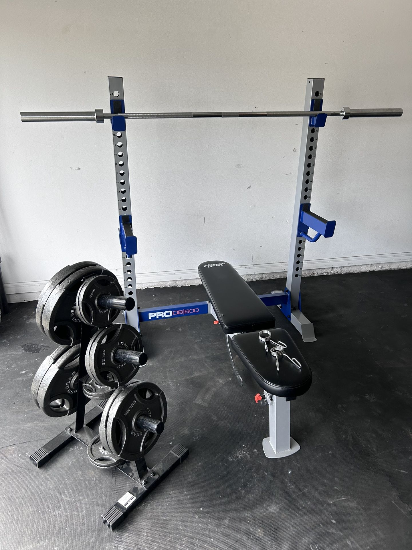 Fitness Gear Home Gym Set w/ Weights and Barbell