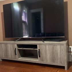 TV stand & 75’ Inch TV 