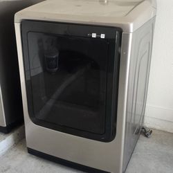 Samsung washer and dryer like new