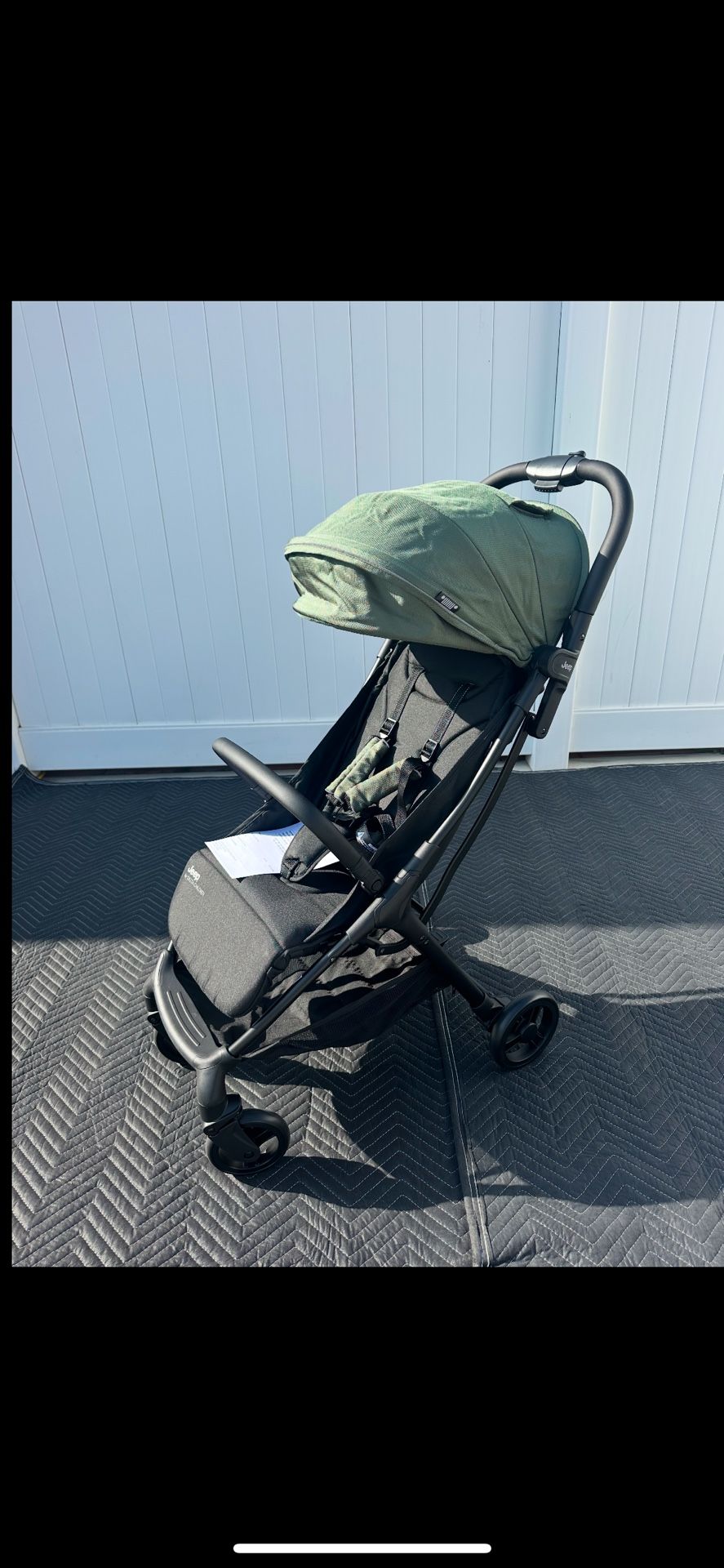 Stroller/ Jeep Altitude Compact Stroller/ Jeep/ Travel/ Airplane/ Kids/ Compact/ Walking/ New