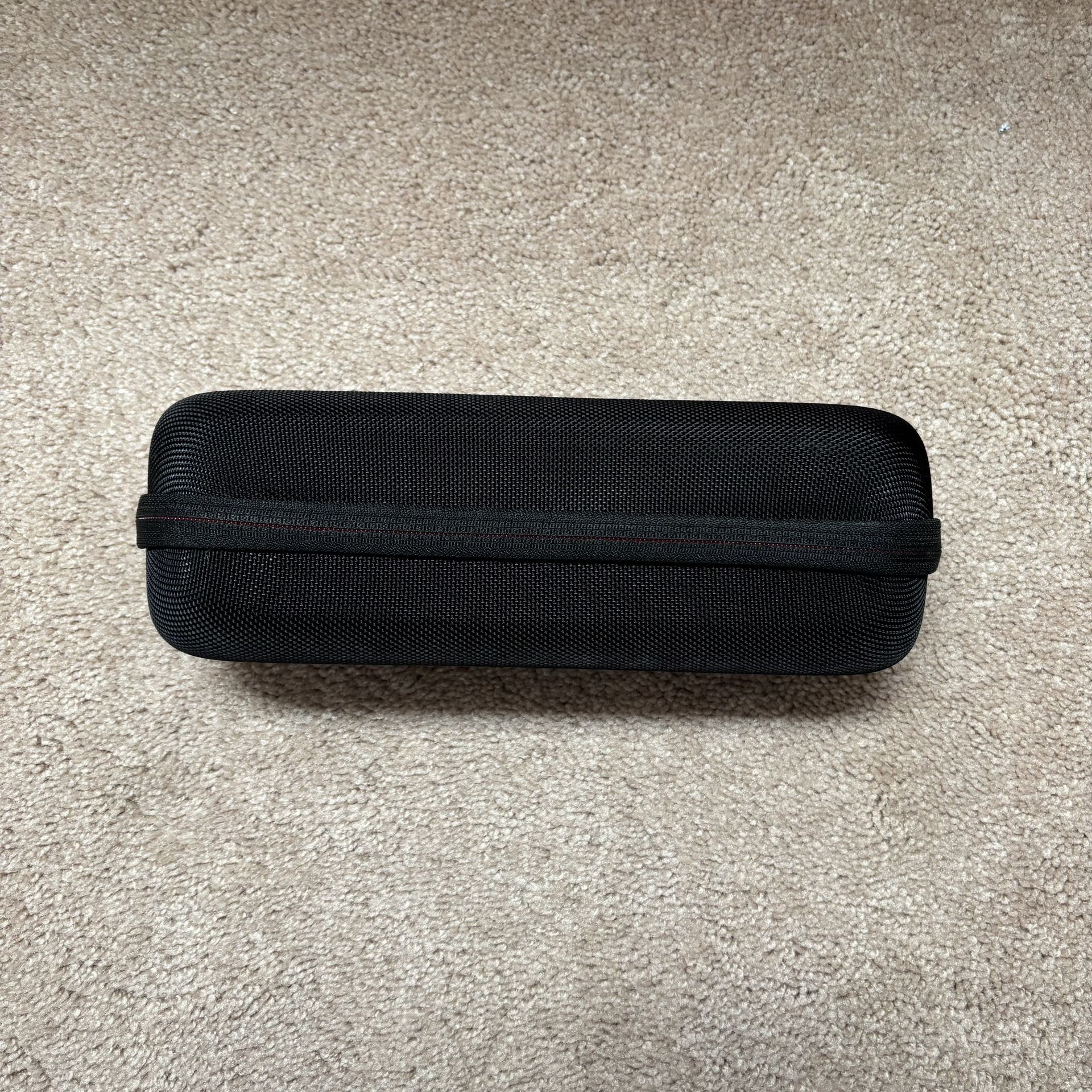 Beats By Dre Pill Speaker Carrying Case