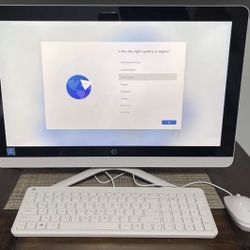 HP 22” Touchscreen All In One PC Intel Quad Core 4 GB RAM 1000 GB HD DVDRW Webcam HDMI Wi-Fi & Bluetooth Wireless Windows 10 64 Bit OS 
