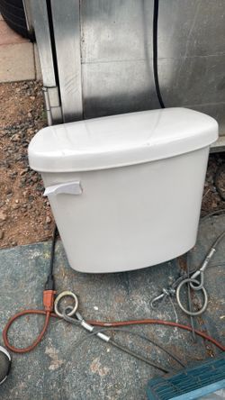 Toilet Bowl Water Tank