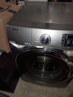 Samsung VRTplus Steam Washer Dryer (Read)