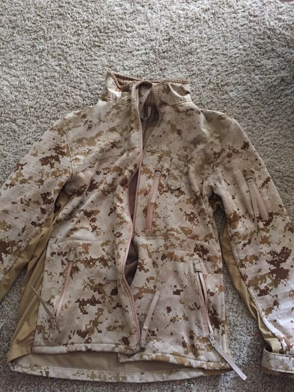 Combat Desert Jacket (CDJ), USMC, MCWCS, NSN 8415-01-541-9436